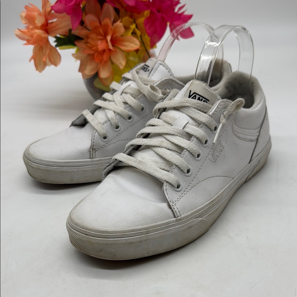 Vans Classic White Leather Lace-Up Sneakers SNK8182J
